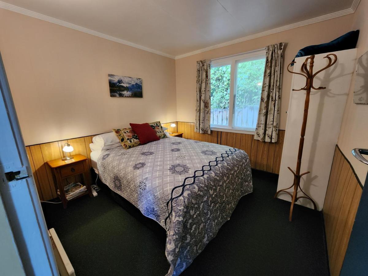 Possum Lodge Manapouri Luaran gambar